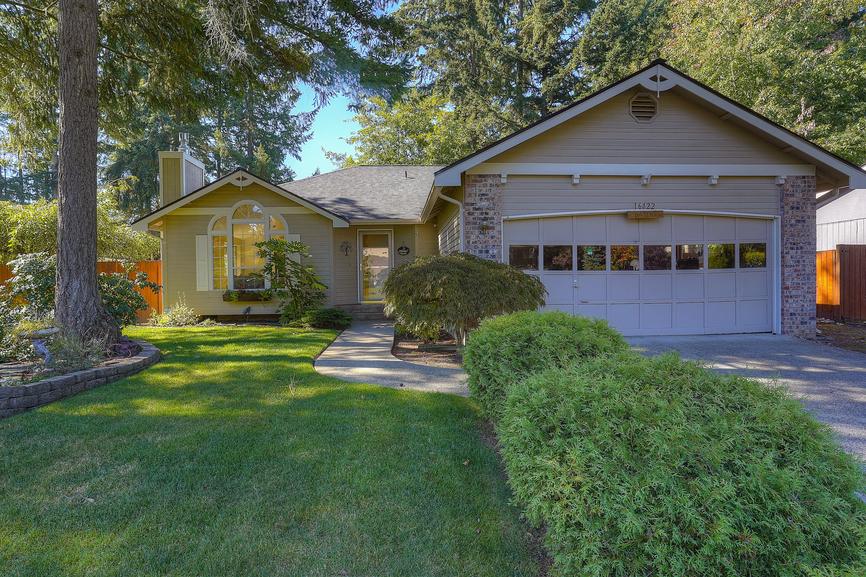 Property Photo:  16422 92nd Av Ct E  WA 98375 