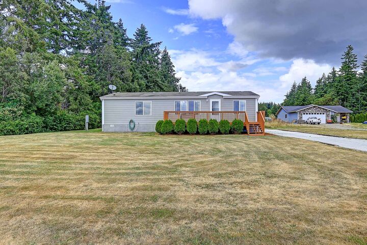 Property Photo: Exteriors 179 Kowntee St  WA 98282 