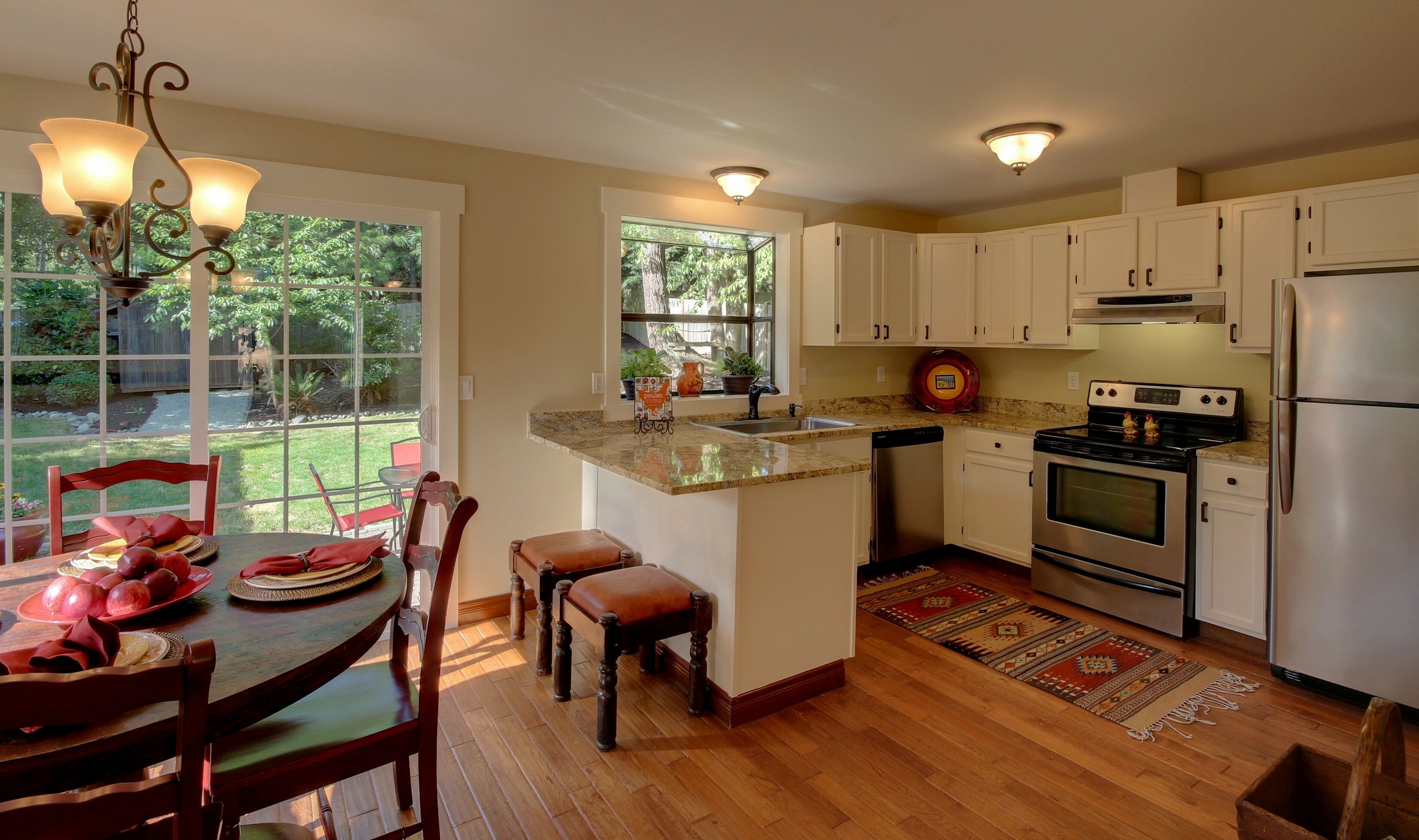 Property Photo: Kitchen/dining room 7826 NE 140th Place  WA 98011 