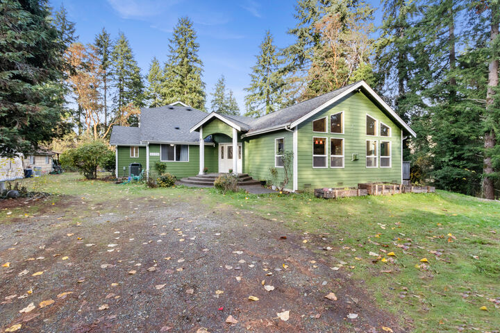 Property Photo: 5009 80th Street E WA 98443