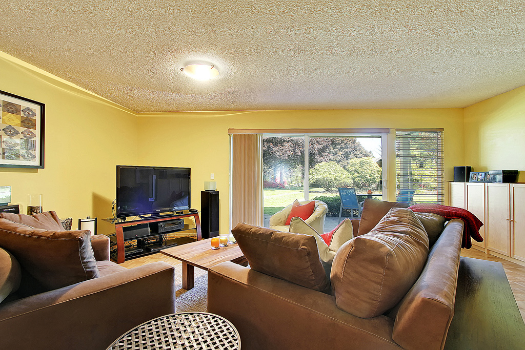 Property Photo: Living room/dining room 6305 Sand Point Wy NE 1  WA 98115 