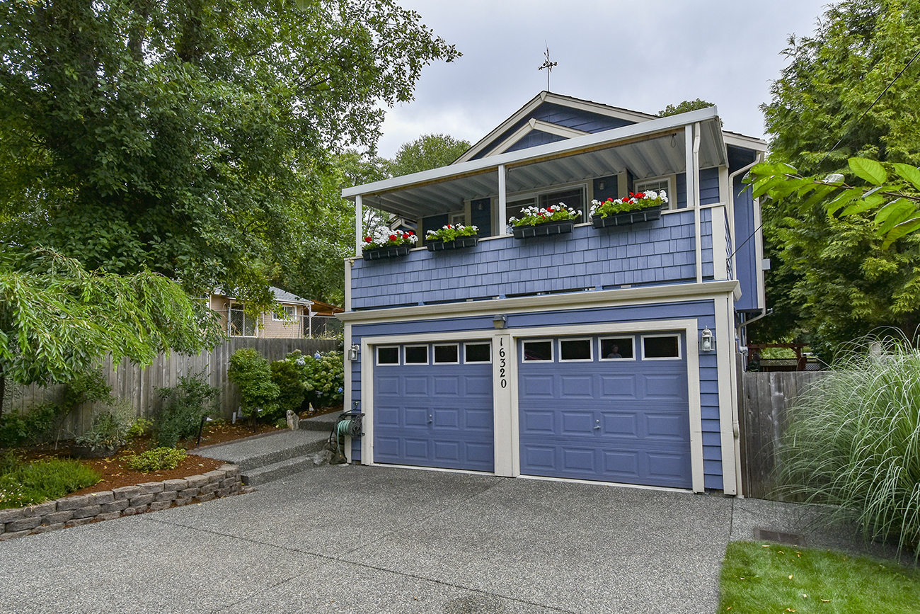 Property Photo:  16320 19th Ave SW  WA 98166 