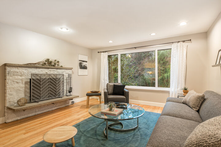 Property Photo: Living Room 9727 45 Ave NE  WA 98115 